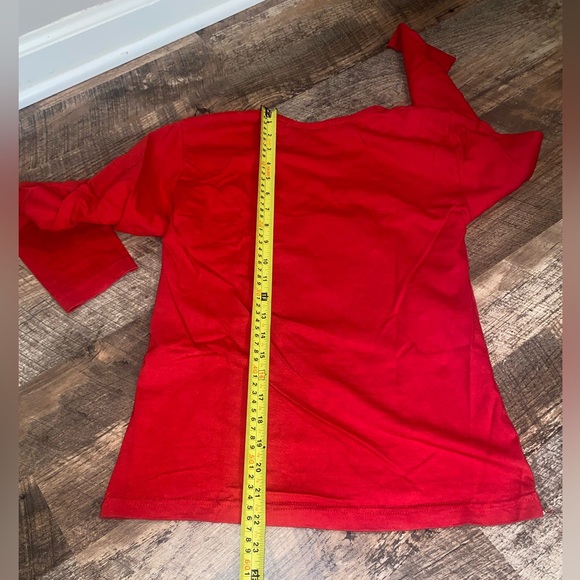 HD bundle of 2 good condition long sleeve shirts.Size Medium check out my closet - Picture 8 of 10